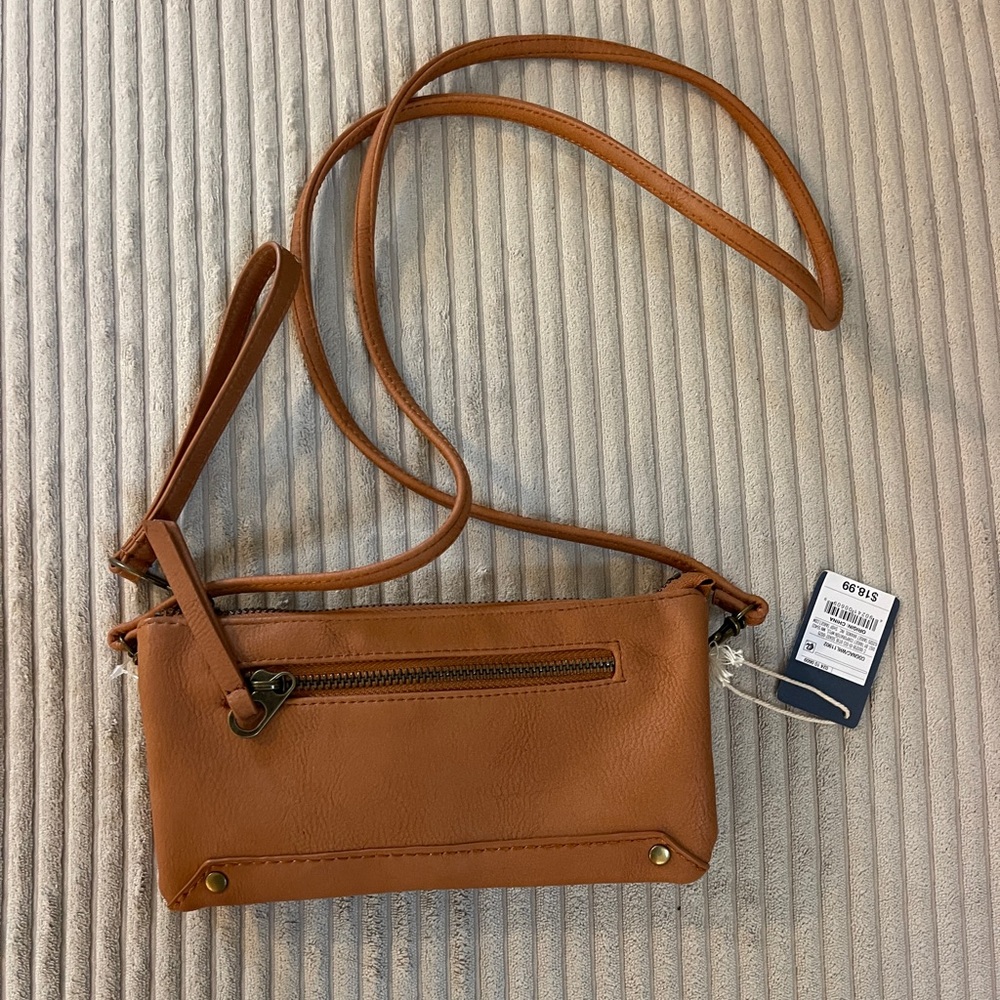 NWT Universal Thread Brown Cognac Faux Leather Crossbody Bag w Adjustable Strap - Picture 2 of 5